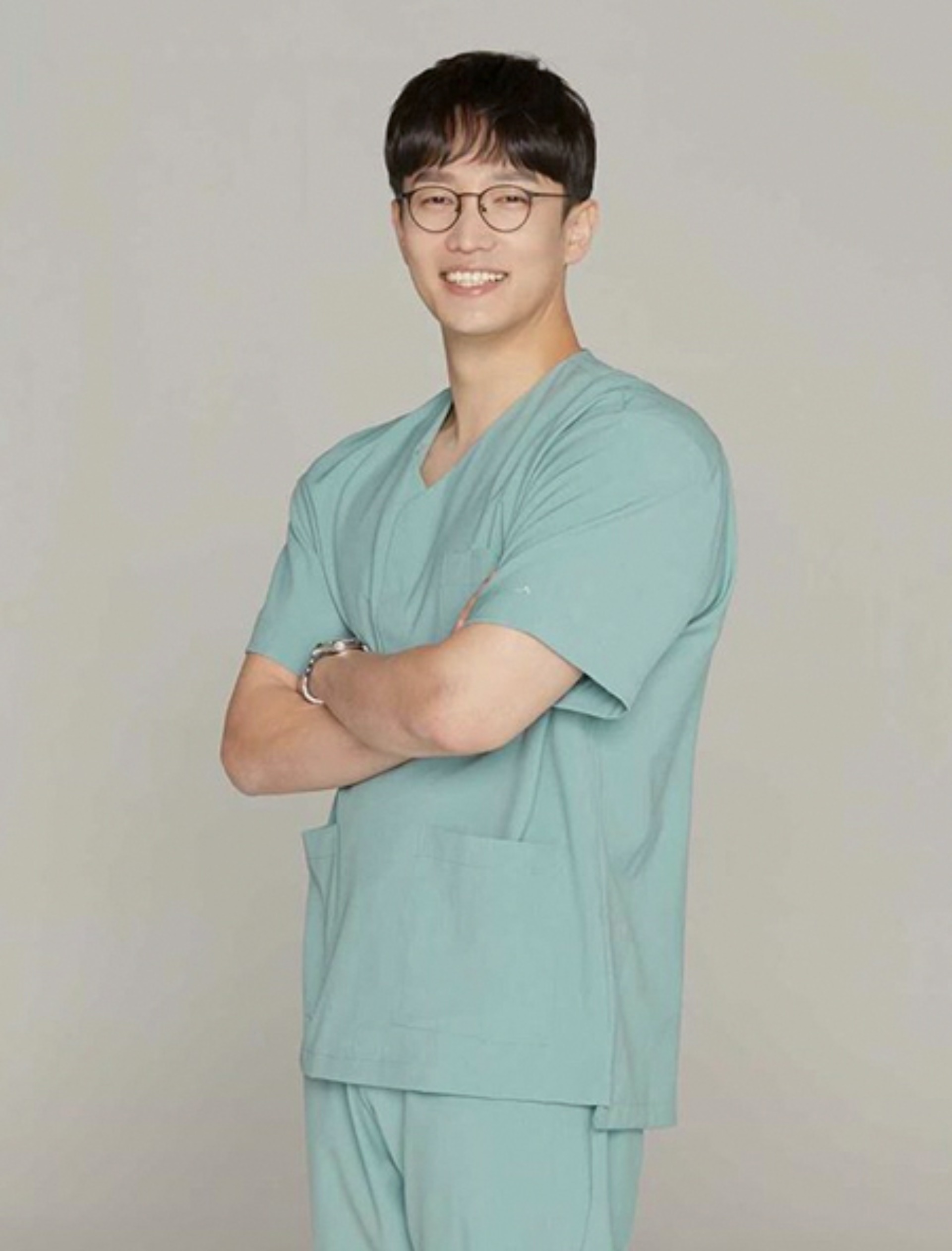 Dr. Seo Dong-ju