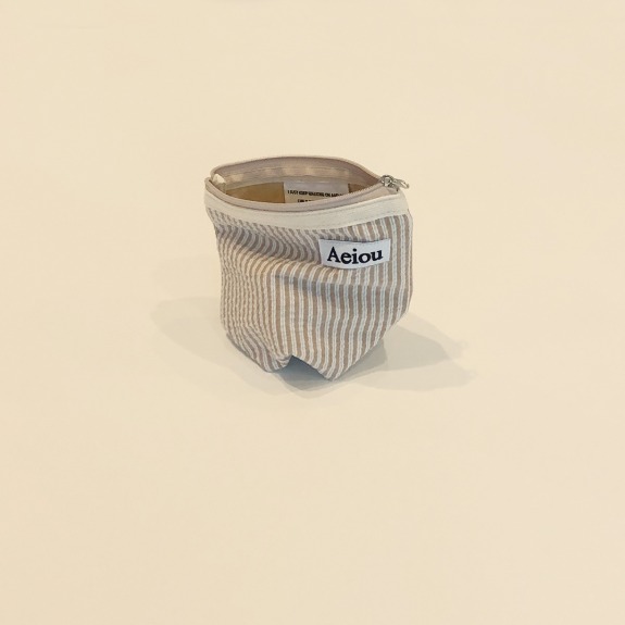 Aeiou Basic Pouch (M size)Coffee and Bread Stripe