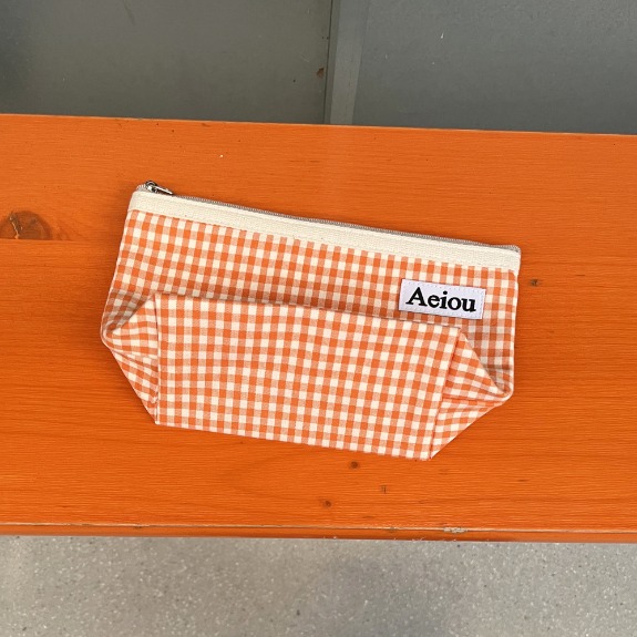 Aeiou Basic Pouch (L size)Tangerine Check