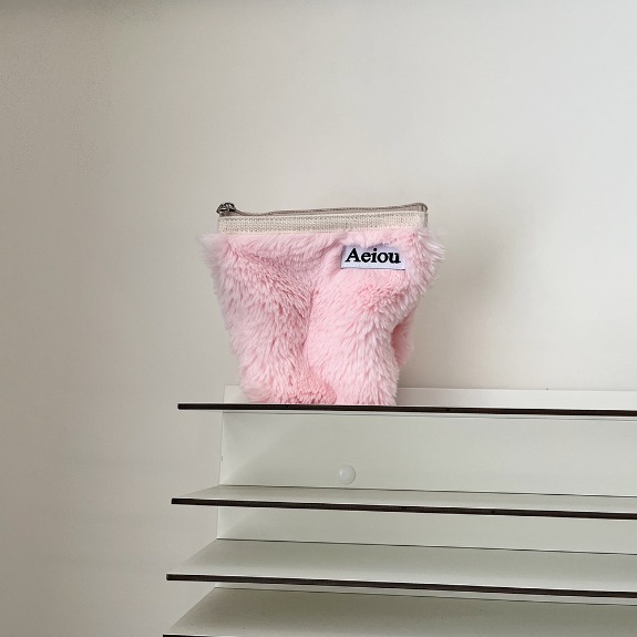 Aeiou Basic Pouch (M size) Pink Cotton Candy Fur