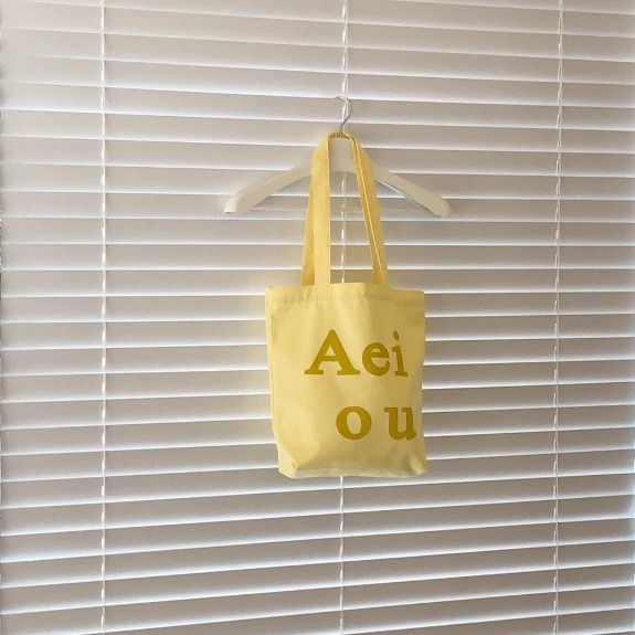Aeiou Logo Bag (Cotton 100%)Banana milk