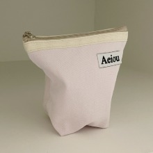 Aeiou Basic Pouch (M size) Pink Hula Berry