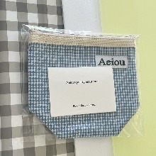 Aeiou Basic Pouch (M size)Blue Candy Check