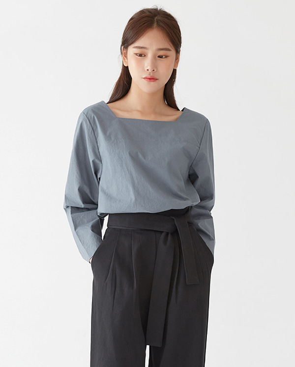 a sonic square blouse