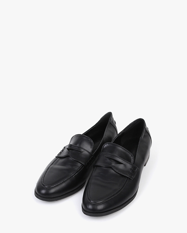 a leave over loafer (230-250)