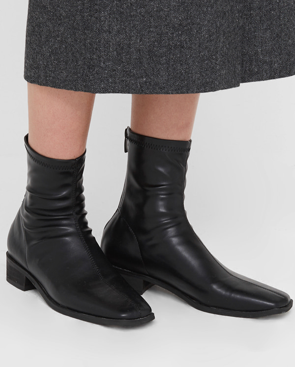 vert sleek leather ankle boots (230-250)