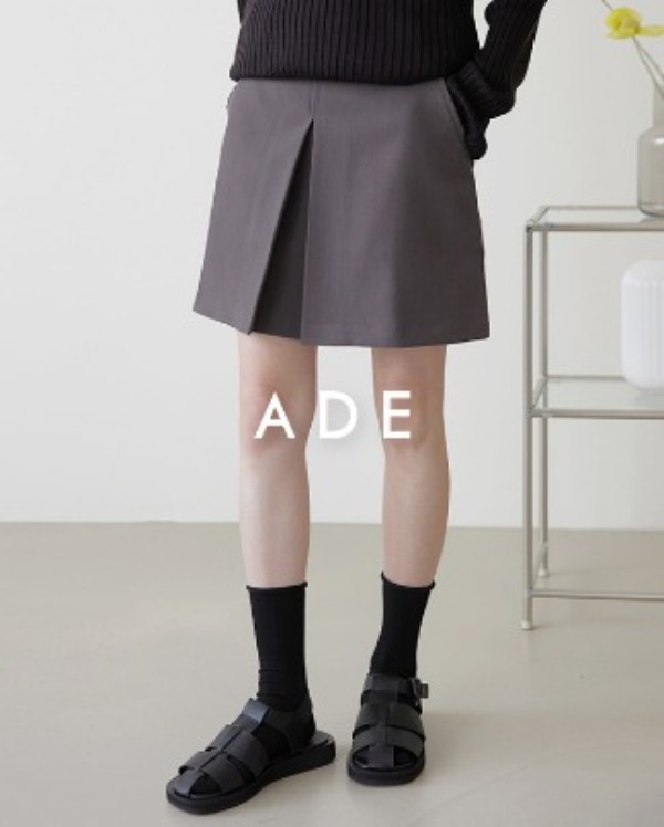twin front slit mini skirt (s, m)