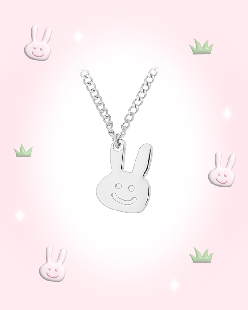 BUNNY SMILE NECKLACE