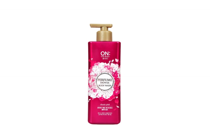 ON THE BODY perfume shower body wash classic pink 