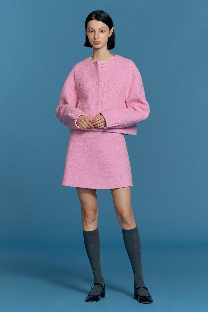 [10/12 예약배송][SET]HAMPTON Quilted crop wool jacket + MAYFAIR A-line wool mini skirt (Thulian pink)