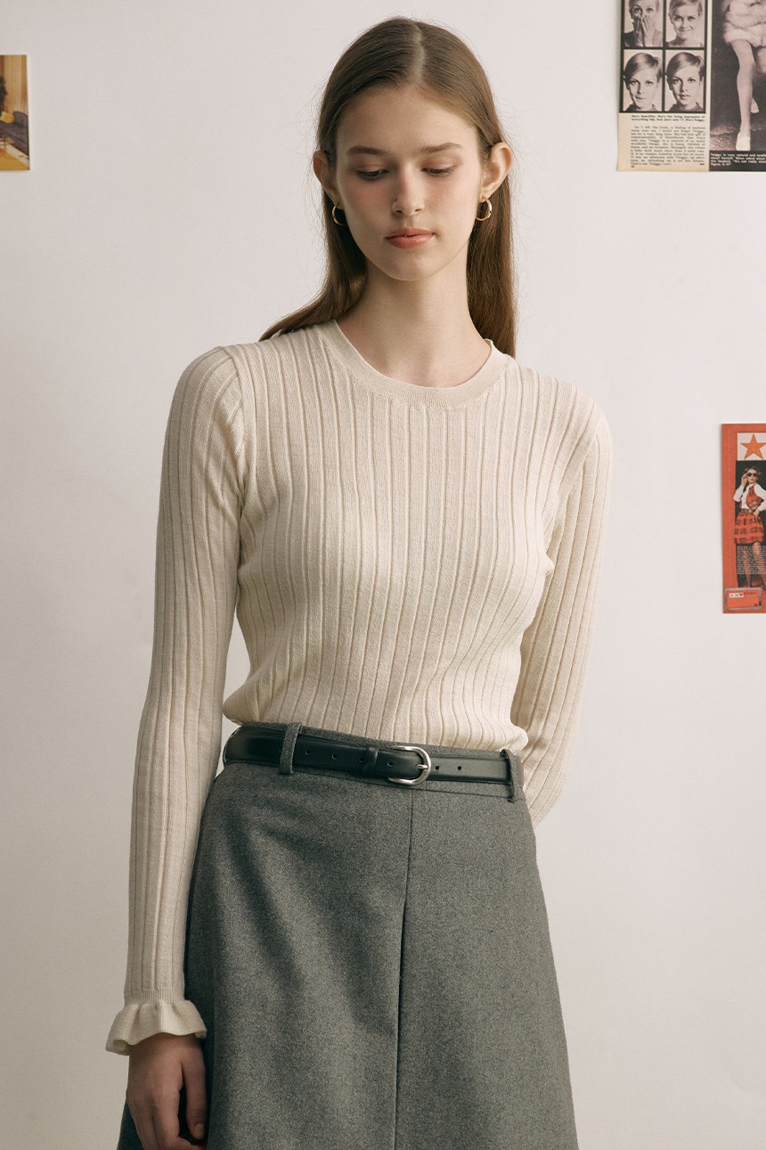WANGSIMNI Round neck wool knit top (Cream)