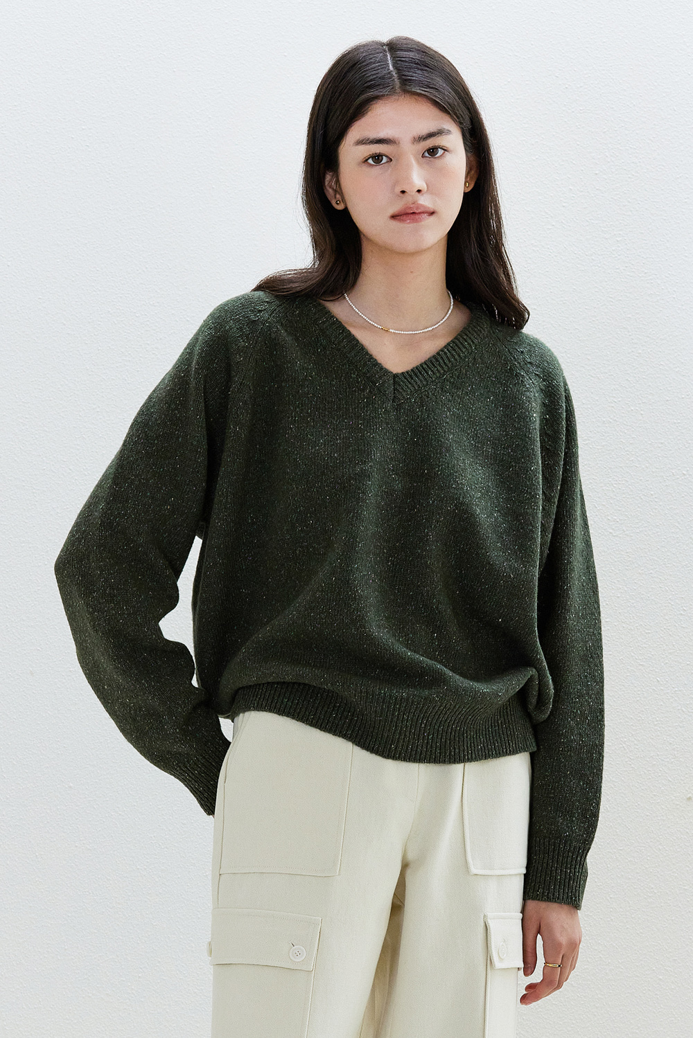 B Candyfloss Wool Vneck Knit_Forest