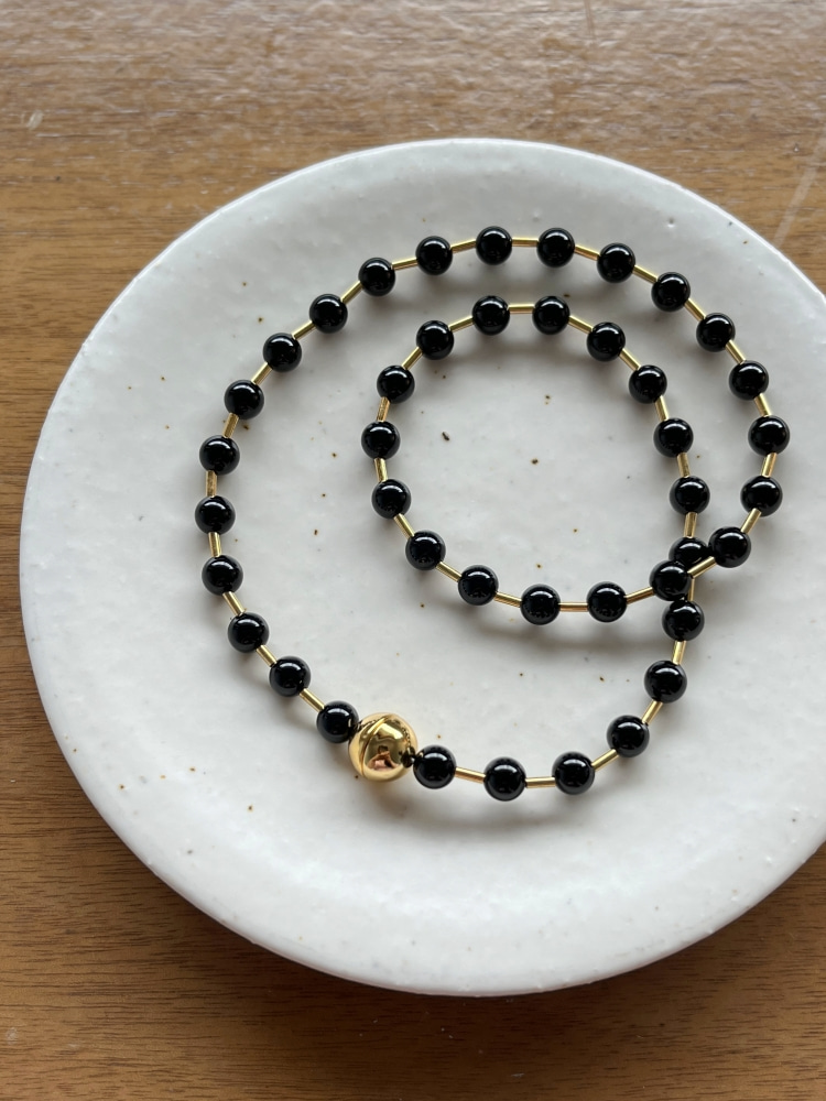Black gemstone bead ball onyx necklace