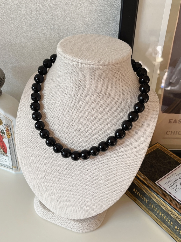 Daily Bold Black Ball Beads Necklace