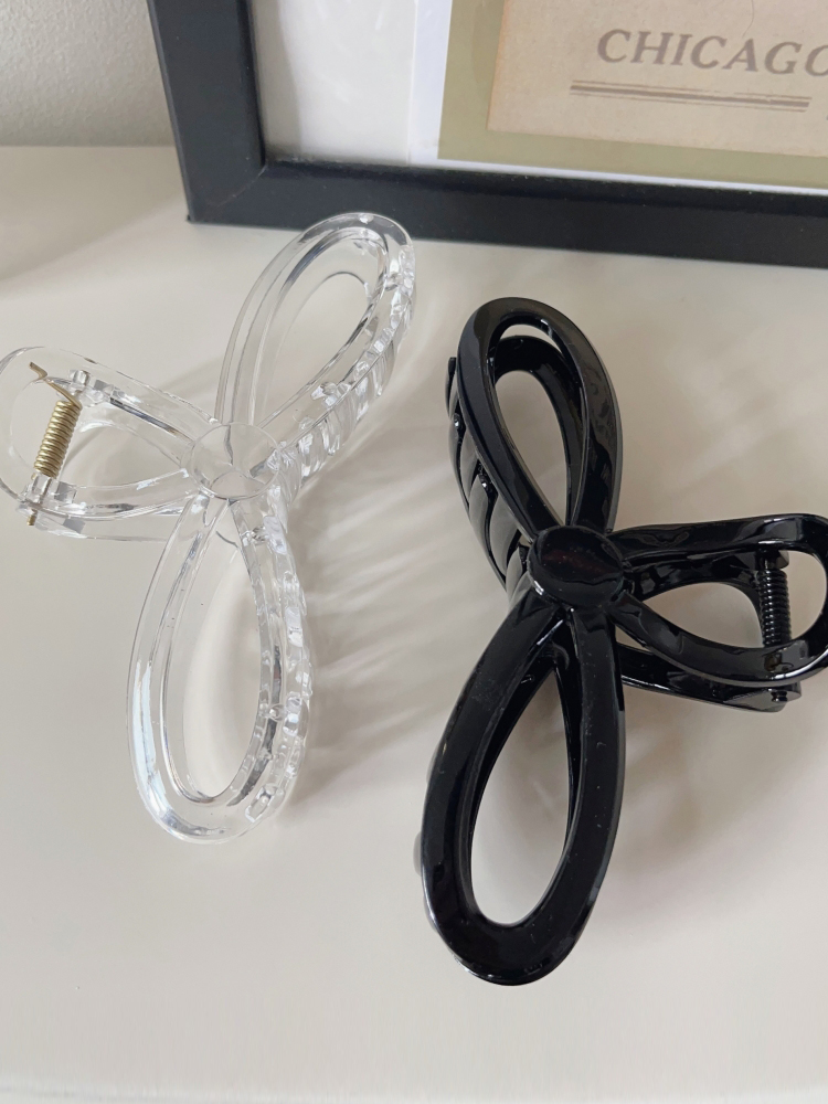 [1+1] Black transparent twisted ribbon big tongs pin