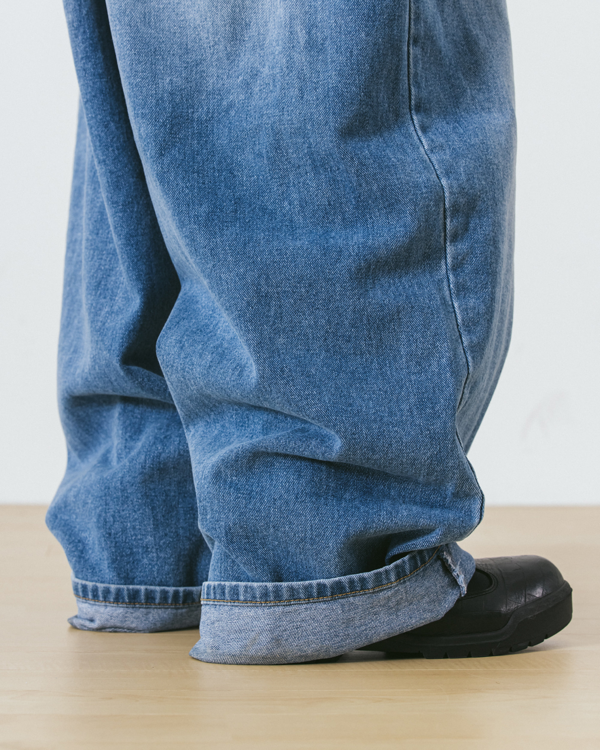 Cat Washing Denim Balloon Pants - Blue - ANGLAN