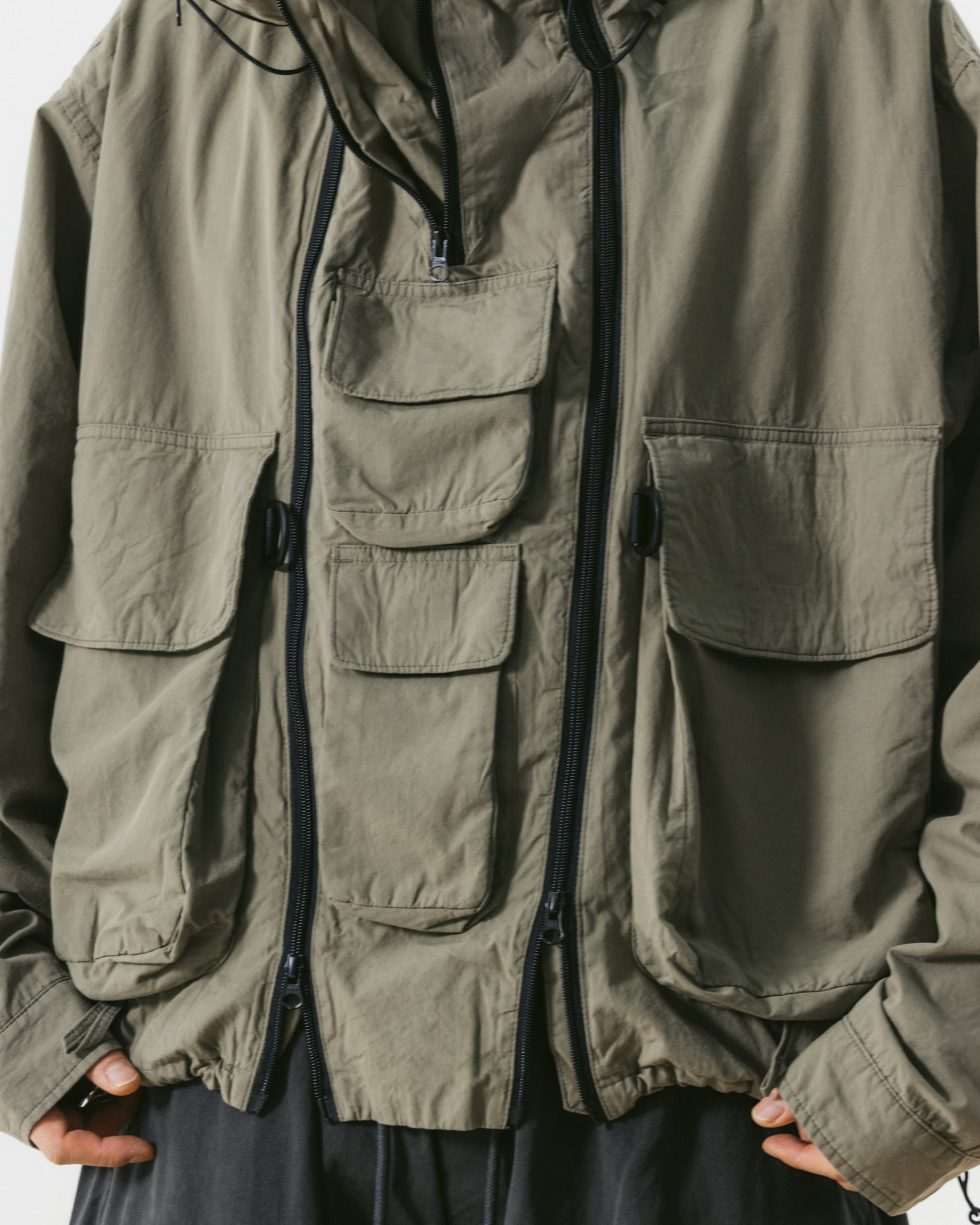 【ANGLAN】Solid Multi Pocket Hood Jacket Solid Multi Pocket Hood Jacket - Black - ANGLAN