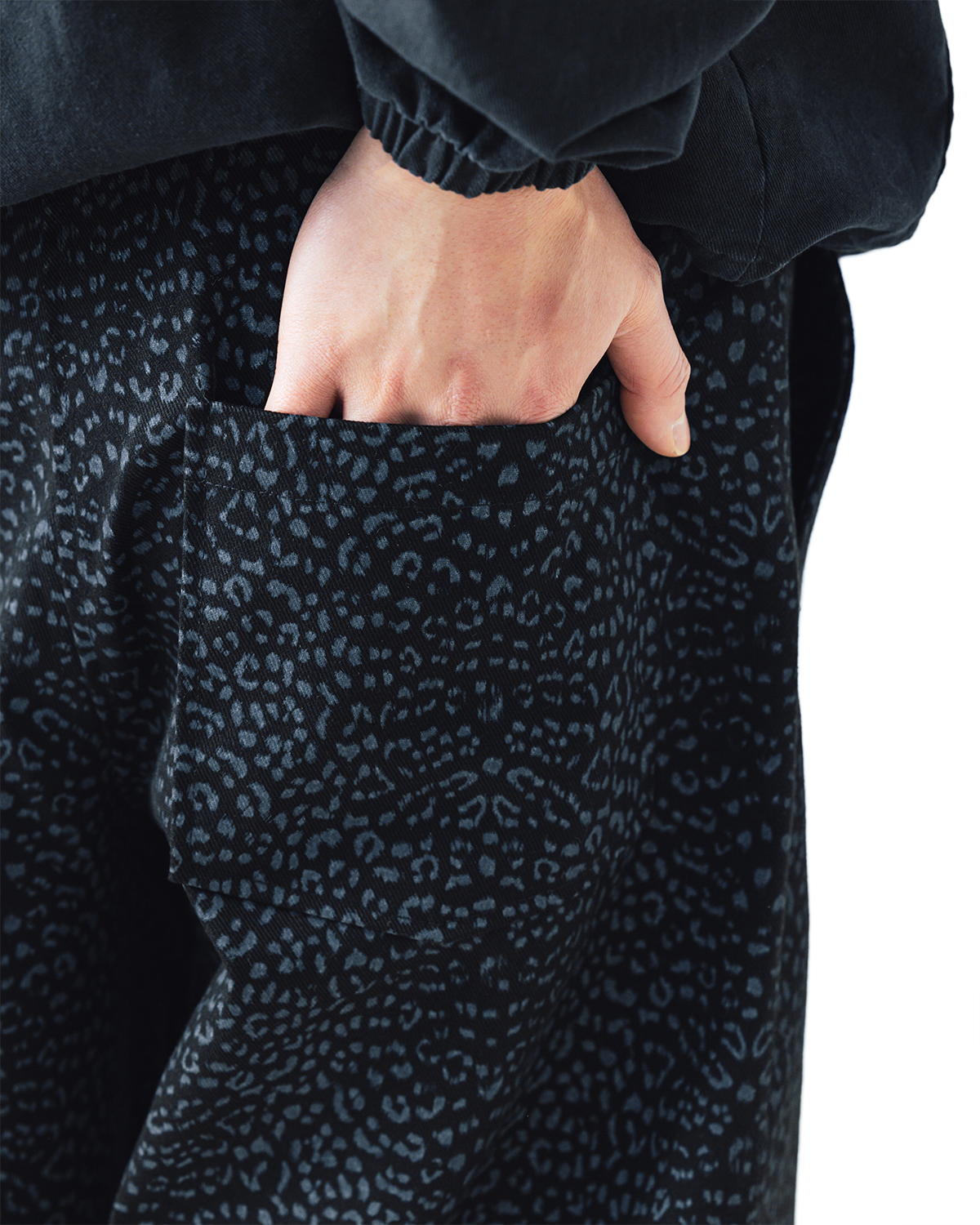 【ANGLAN】Leopard Pattern Balloon Pants Leopard Pattern Balloon Pants - Grey - ANGLAN