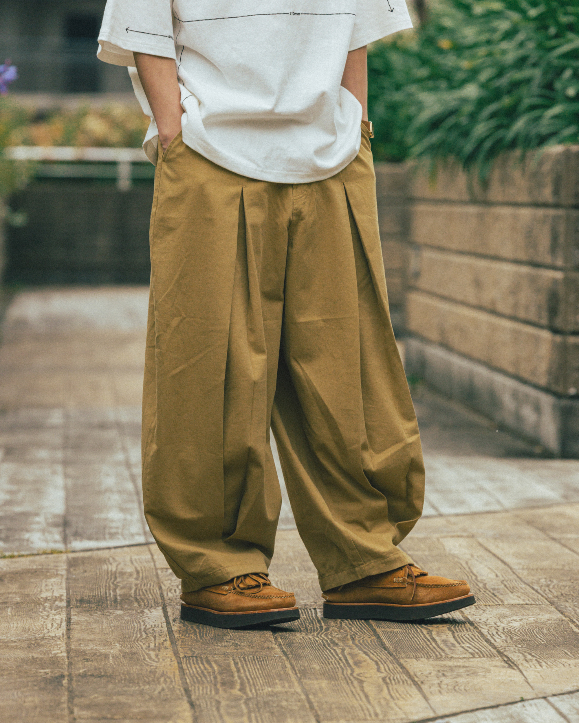 【ANGLAN】23SS★ [AG] Long Tuck Wing Balloon Pants Designer fashion, Seoul-fully created | W Concept