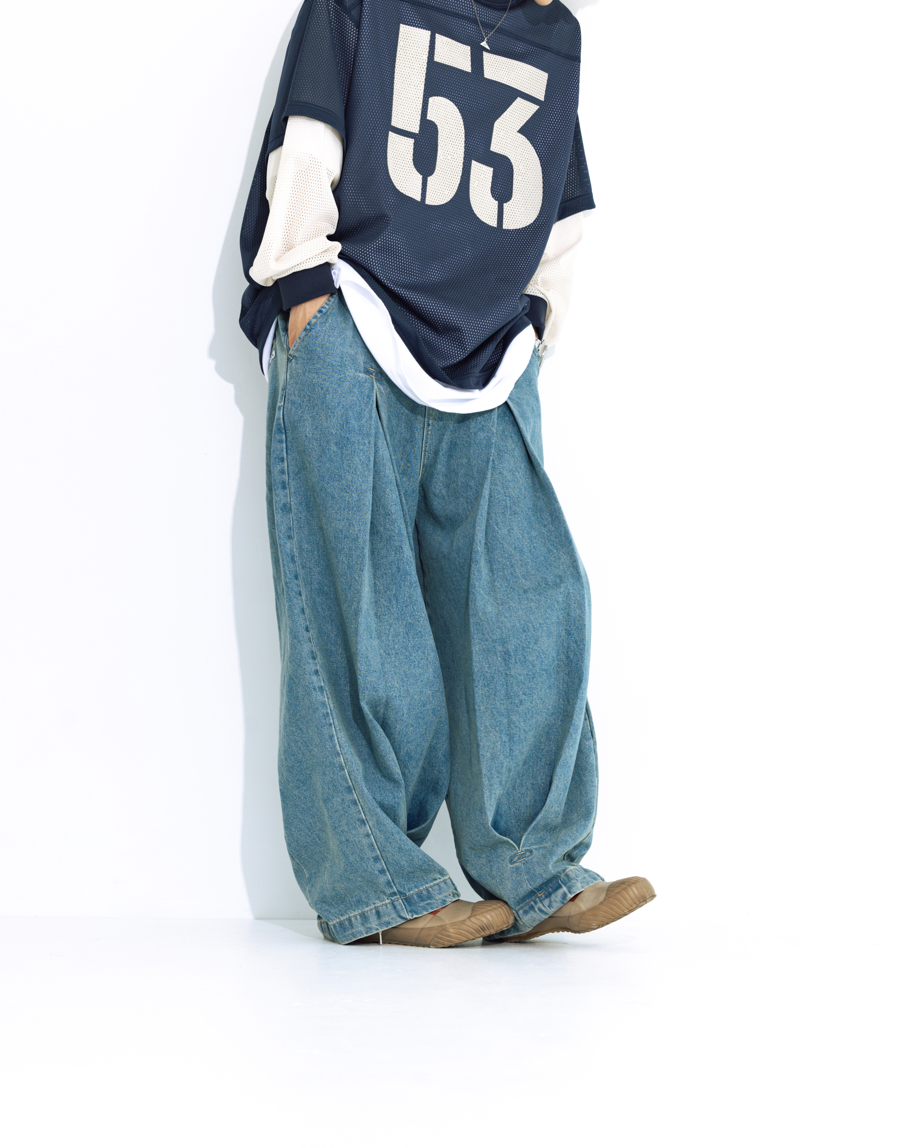 Long Tuck Wing Balloon Denim Pants - Washed Blue - ANGLAN