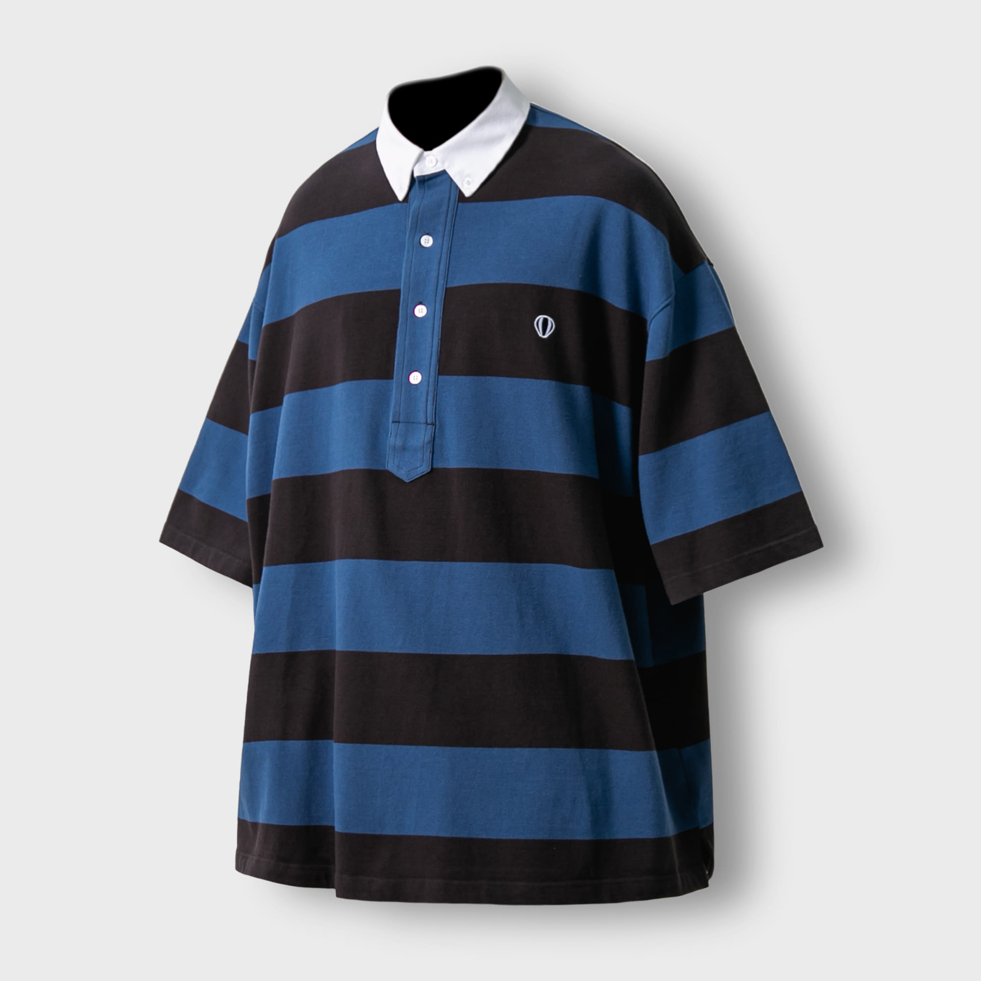 [AG] Stripe Wappen PK Half Shirt - Blue &amp; Grey