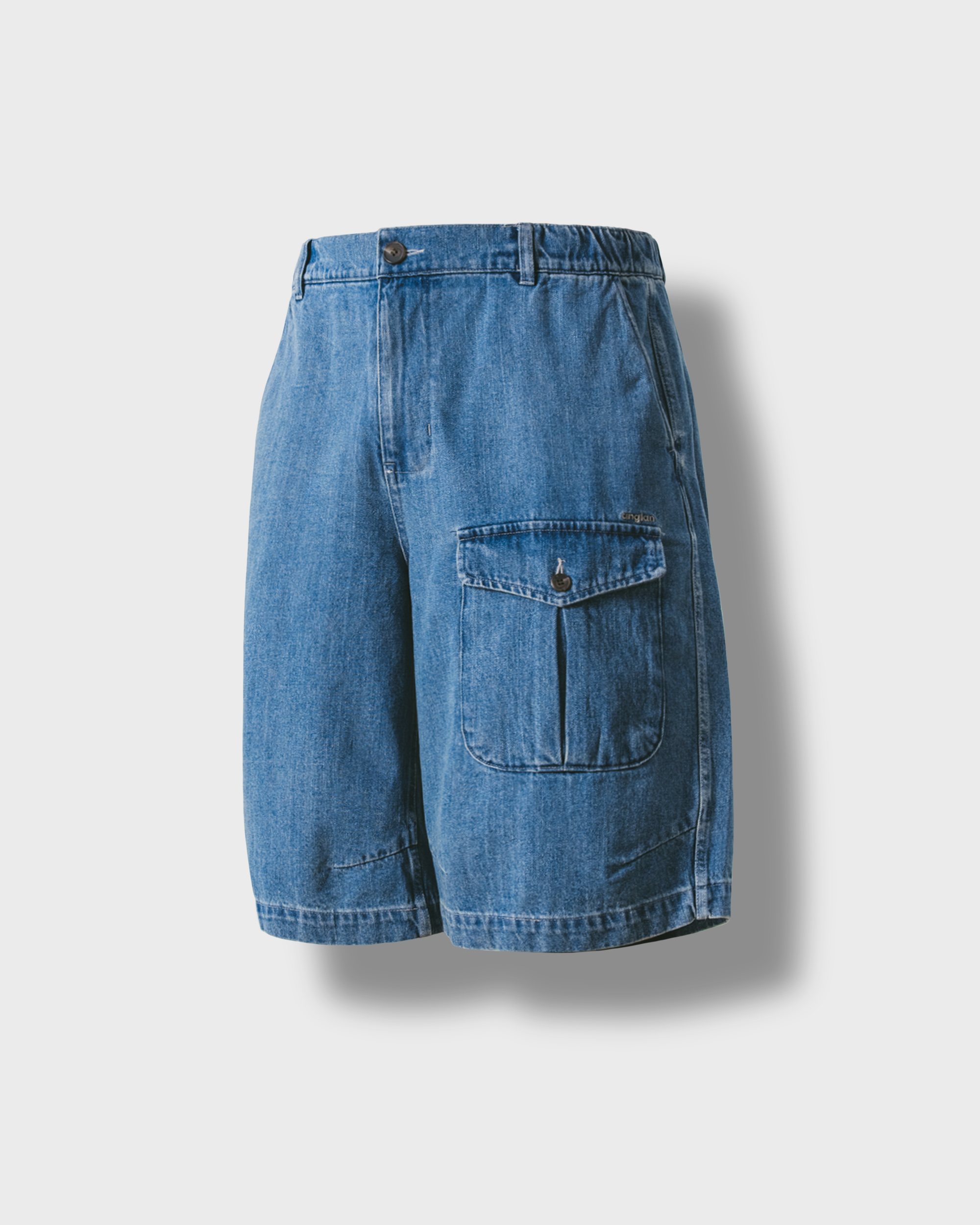[AG] Flap Pocket Denim Tuck Half Pants - Light Blue