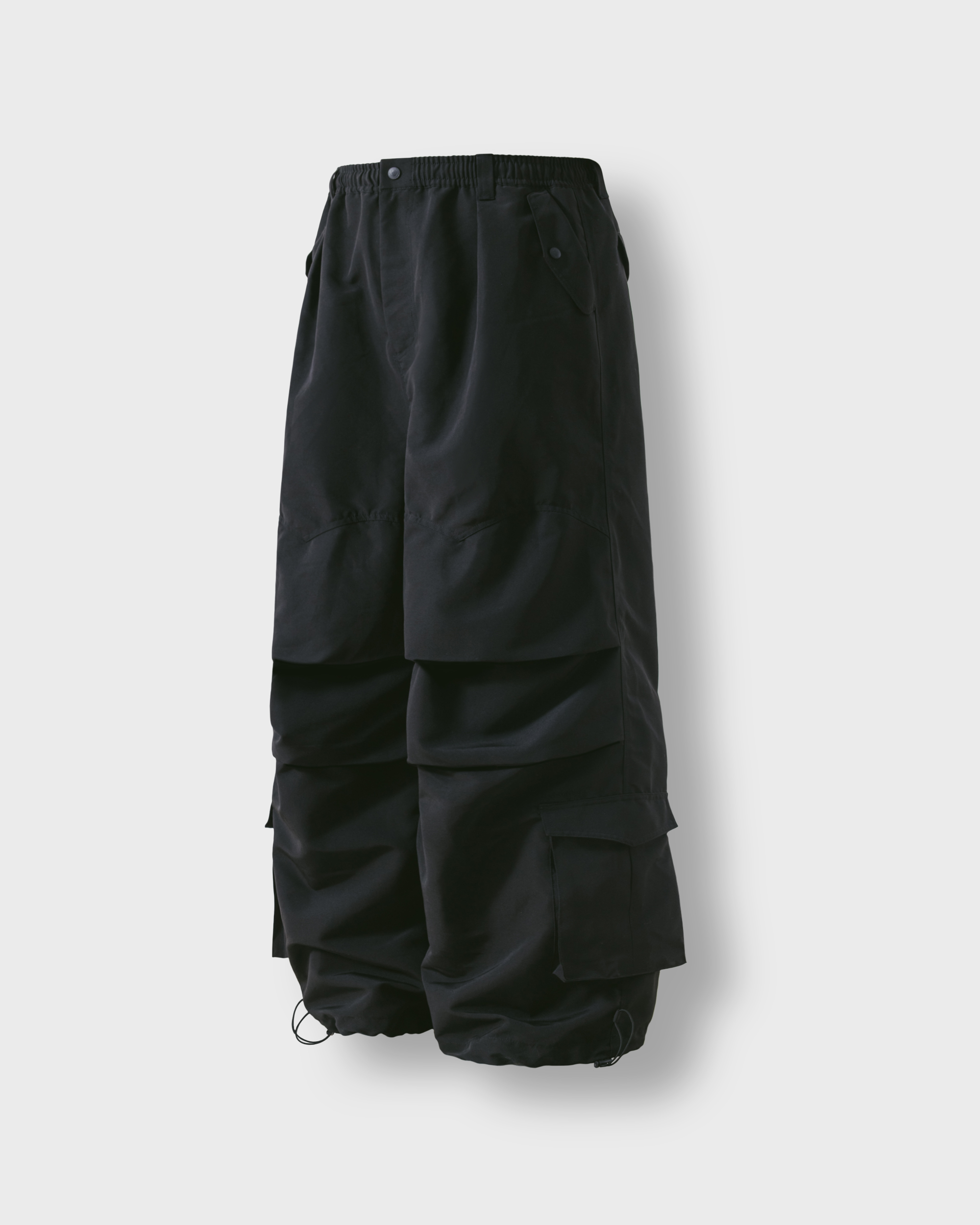 [AG] Below Cargo Parachute Pants - Black