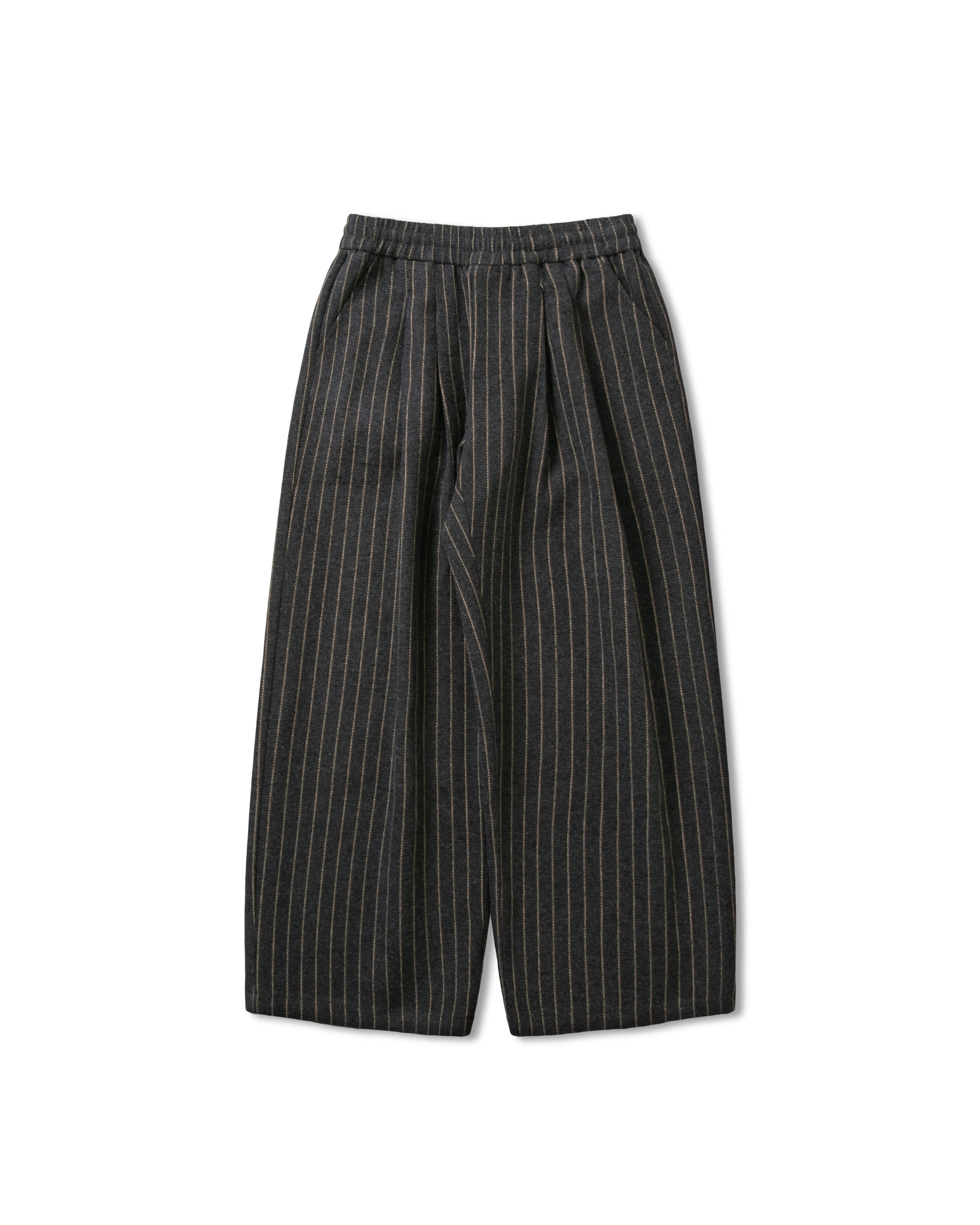 MIX TUCK DESIGN WIDE SLACKS【BLACK】 | SHIKITARI - パンツ