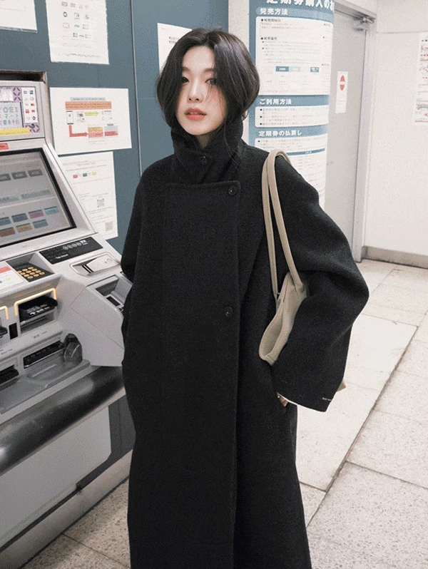 [역대급블프🖤/무료배송] #SLOWMADE. 퍼스트 사이드포켓 부클 하프코트 - 2 color