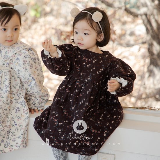 나무에사는 다람쥐가 건넨 작고 귀여운 꽃송이 :) - cute small flower dark brown cotton lovery baby dress