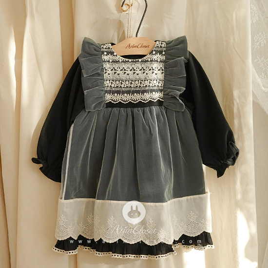 밤하늘에 빛나는 은하수 같은 너를위해 :) -romantic black lace point premium baby cotton dress
