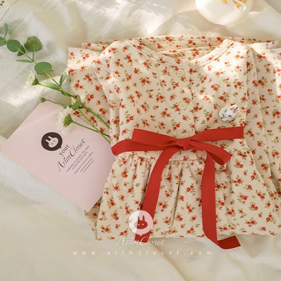 오늘의 감성적인 분위기는 쪼꼬미가 접수했지요!! -  red flower and red ribbon soft corduroy cotton dress