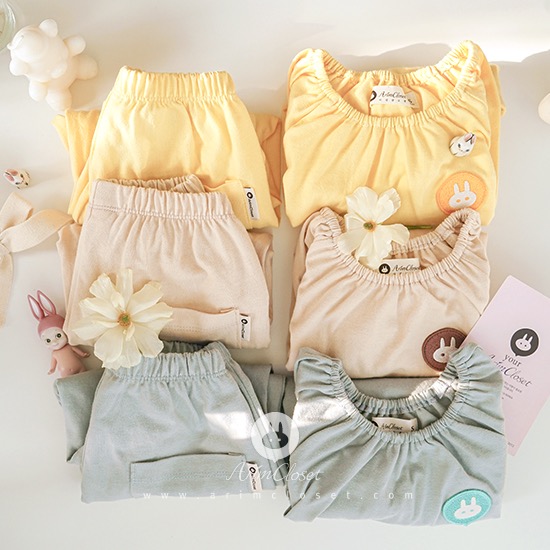 [new10%↓ 3.23 11am까지]  쪼꼬미들 손잡고 깡총 뛰어보아요 &gt;.&lt; - yellow, beige, blue, pink, yellow cotton top and pants cute set
