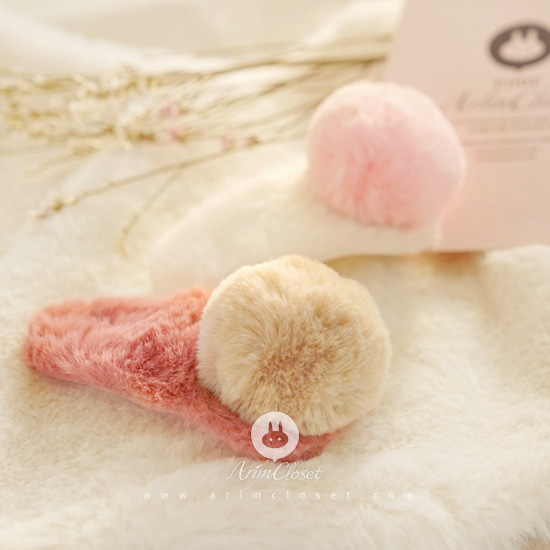 [2차제작]쪼꼬미가 가장 좋아하는 모~찌 - big boll point fake fur baby pin