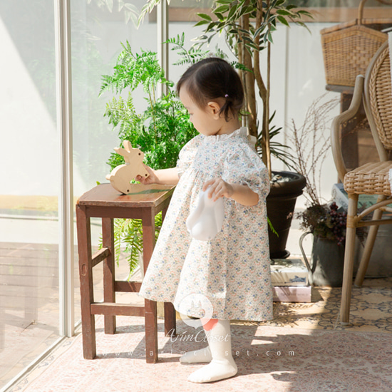 [2차제작] 꽃보고 쪼꼬미 마음이 콩닥콩닥 - lace point baby flower cotton dress