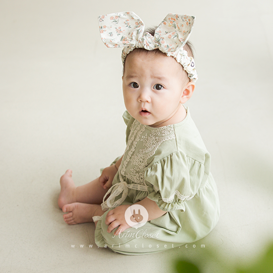 [3차제작] 싱그러운 꽃잎이 흩날리는 여름날에 우리 아가랑 :) - olive green lace point lovely cotton baby bodysuit