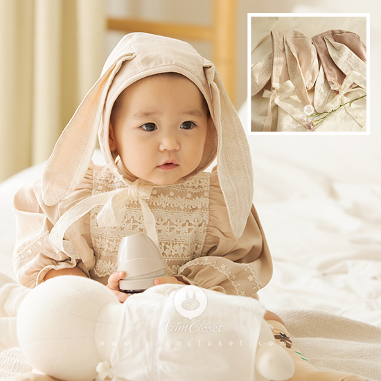 보넷 하나로 귀여운 아가 토끼가 되었지요 - beige, brown lovely lace point baby bunny cotton bonnet