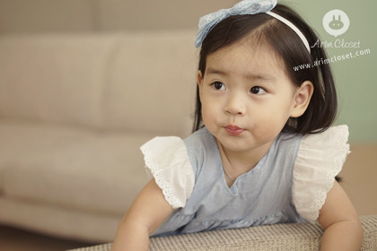 [2차제작 ] 그녀의 하얀 날개짓 - stripe baby dress
