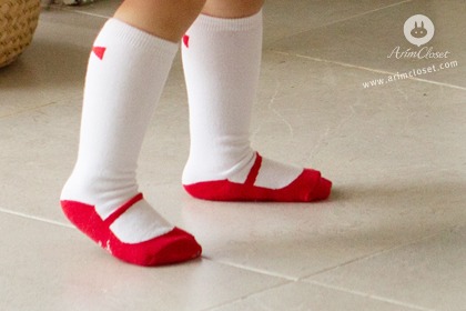 [4차제작] 몰래신은 빨간구두 - baby knee socks