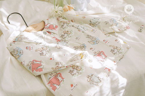 오늘도, 토끼들이랑 보내는 귀여운 일상 :) - so cute bunny family baby cotton blouse