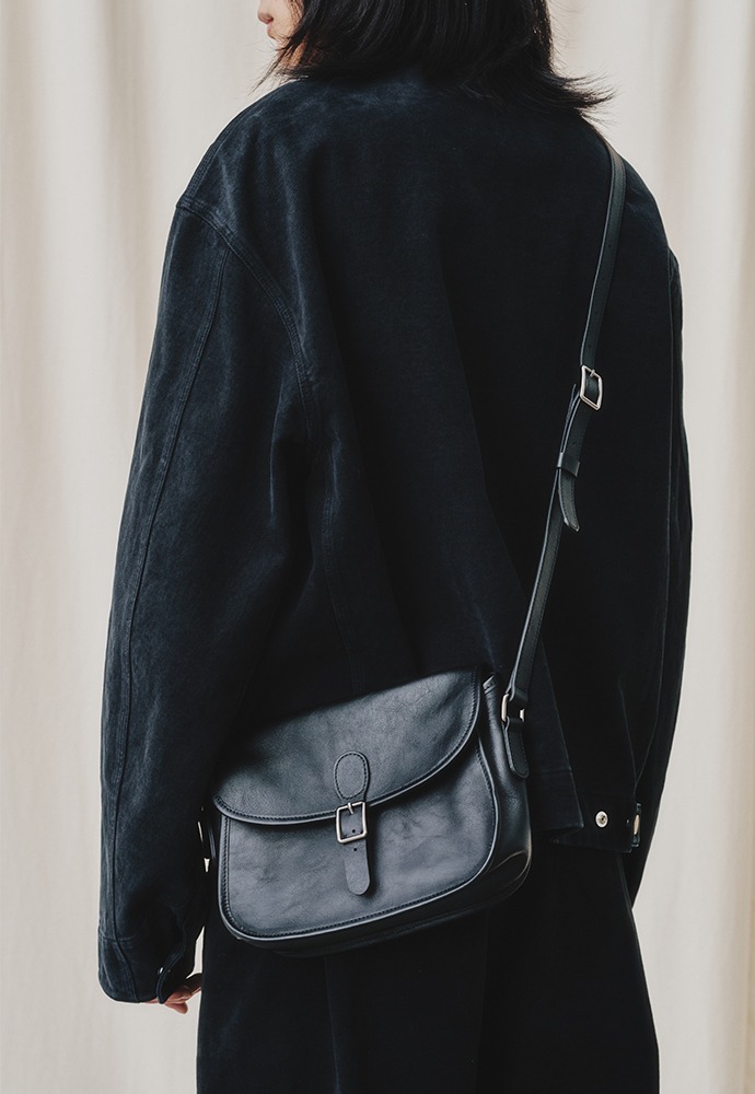 (April  Release) Cartridge Leather Bag_ Black