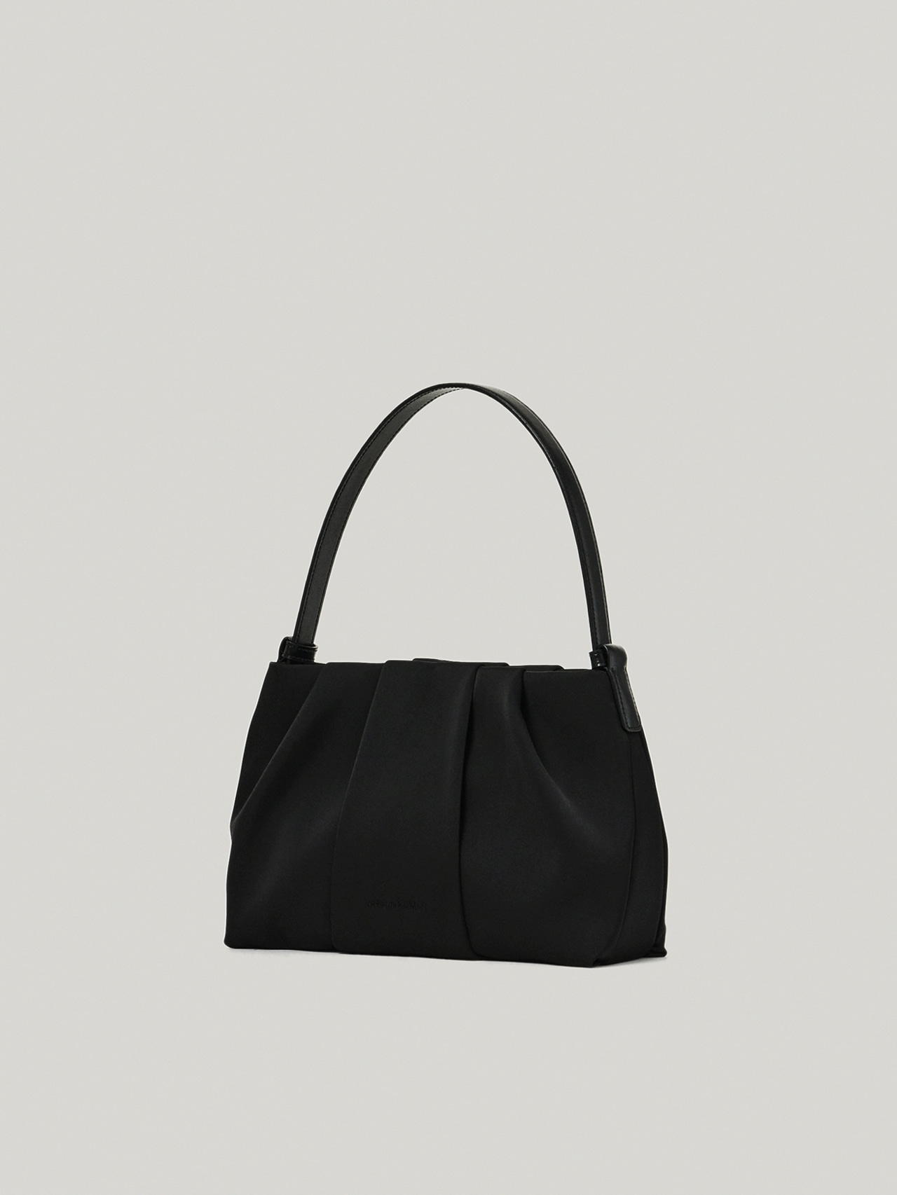 Atelier de LUMEN FANTINEBAG (SOFT BLACK)