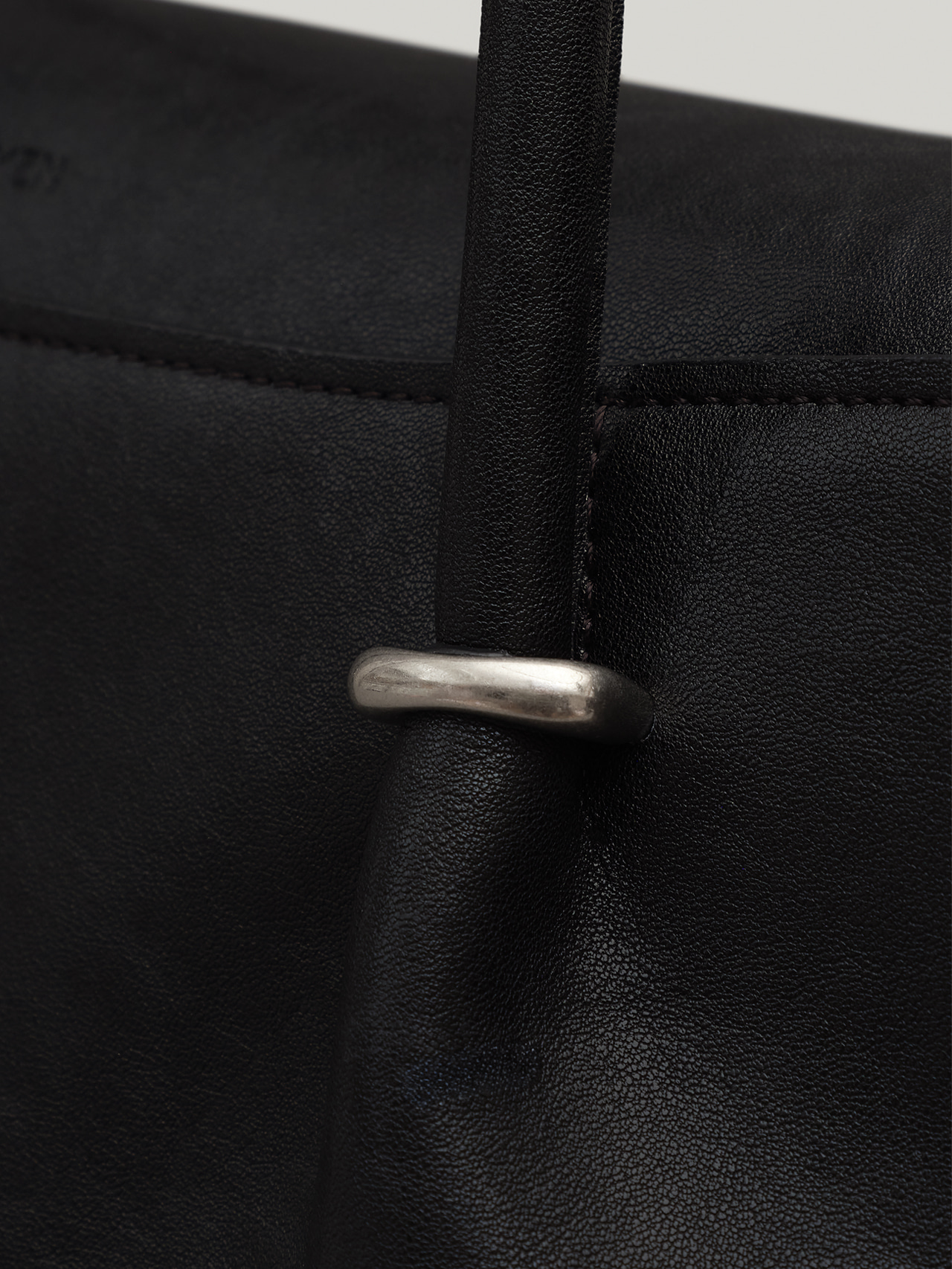 LUMEN★ANNEAU FLAP BAG★広々とした空間ビジネスルック★人気 LUMEN☆ANNEAU FLAP BAG☆広々とした空間ビジネスルック☆人気