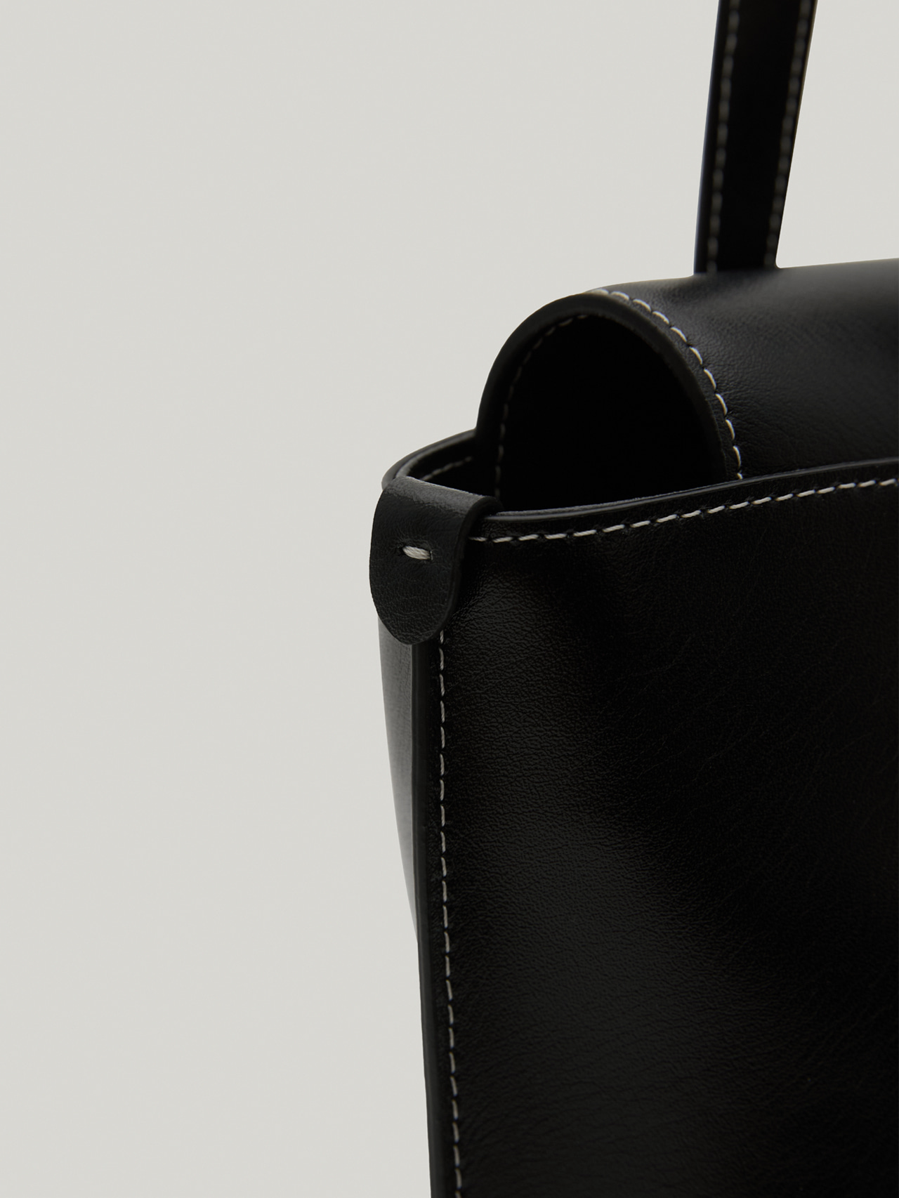 Atelier de LUMEN FANTINEBAG (SOFT BLACK)