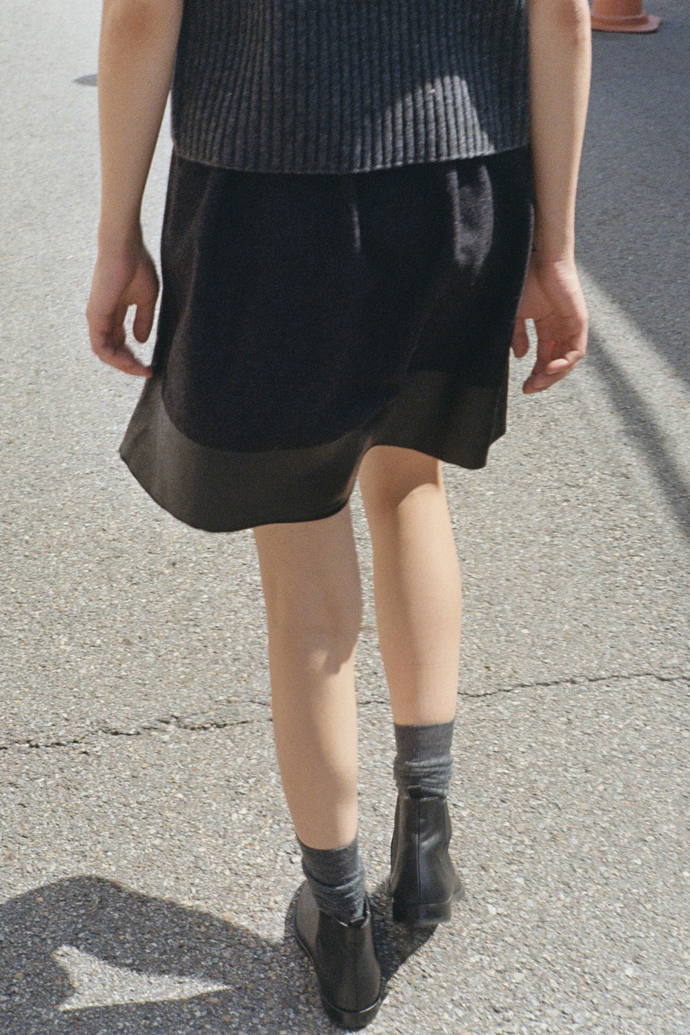 [Exclusive]Line Flared Midi Skirt