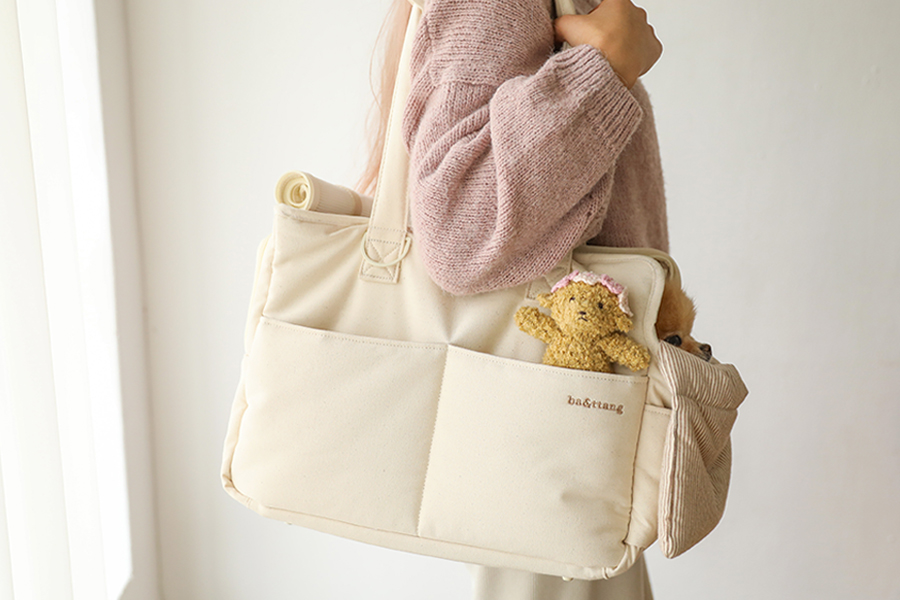 check two in one shoulder bag (ivory)