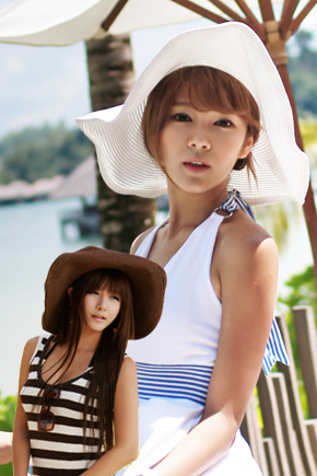 Wide Floppy Brim Sun Hat