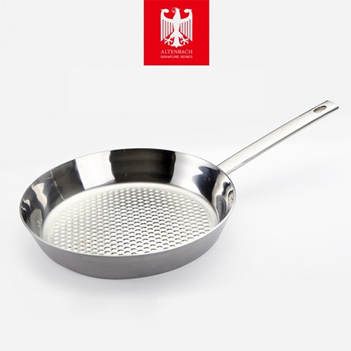 Solid stainless steel pan 28cm