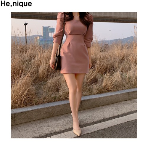 HE.NIQUE Square-Neck Mini Dress 1ea
