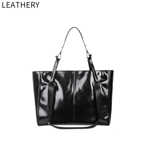 LEATHERY Glossy Two-way Shopper Bag 1ea